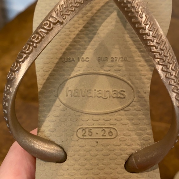 3 FOR $30 - EUC Sand/Light Gold Havaianas Slim Flip Flops - Size 25-26 (US 10C) - Picture 5 of 5